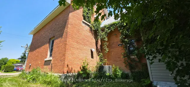 459 Somerset St, Pembroke 5