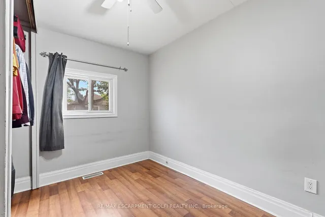 77 Province St, Hamilton 4