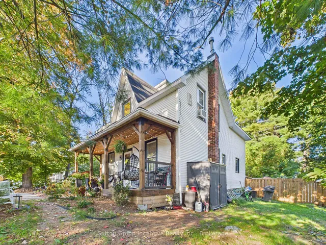 57 woodward St, Bracebridge 4
