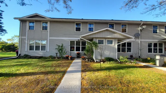 30 St Charles Pl #30, Huron East 5