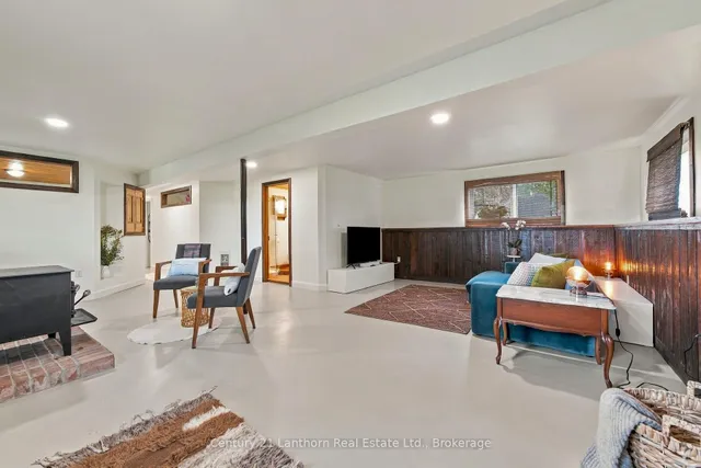 212 Old Milford Rd, Prince Edward County 3