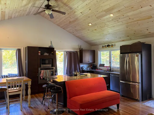 2519 South Horn Lake Rd, Magnetawan 5