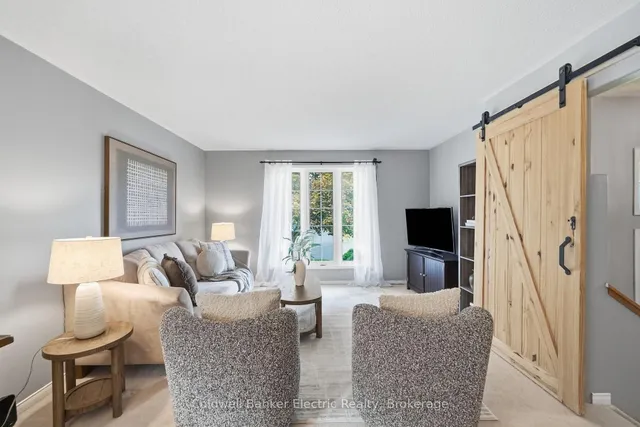 854 Abbey Lane, Peterborough 4