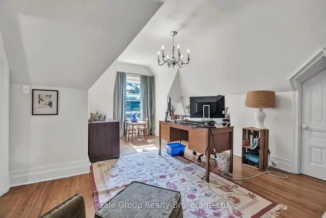 105 Vansittart Ave, Woodstock 3
