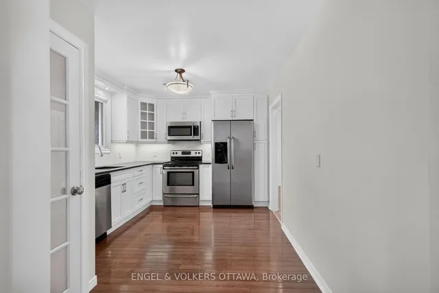 1238 St. Paul Ave, Ottawa 4