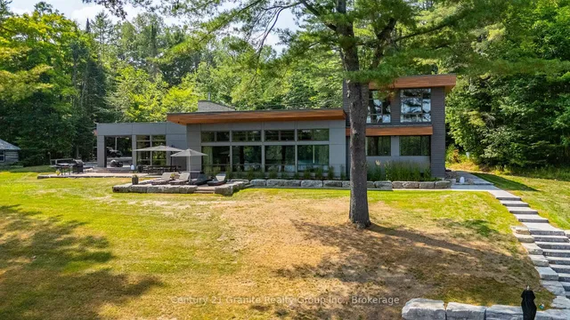 1085 Grace Rd, Minden Hills 2