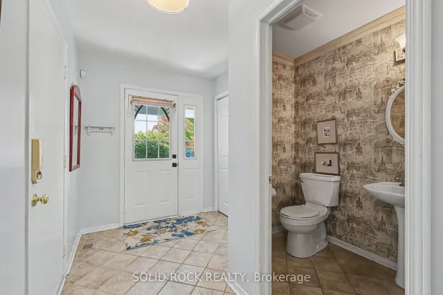 27 Randall James Dr, Ottawa 3