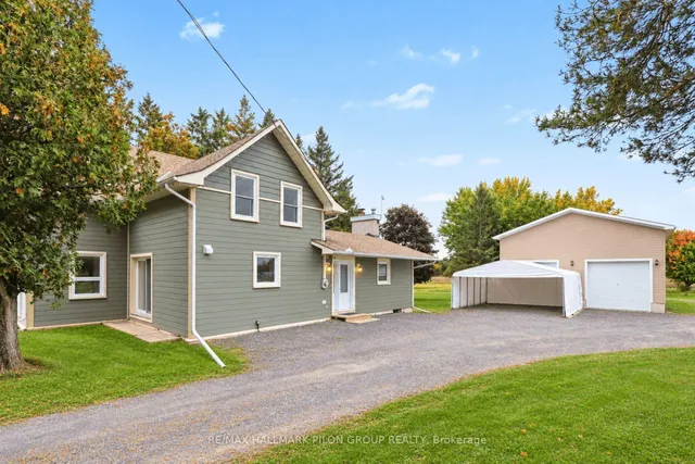 877 St Felix Rd, Clarence-Rockland 2