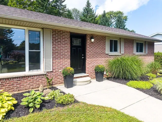 124 Greenfield Dr, Meaford