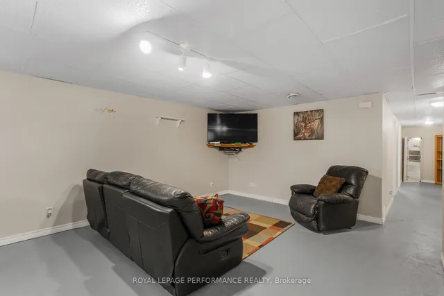 40 Lori Lane, North Dundas 5