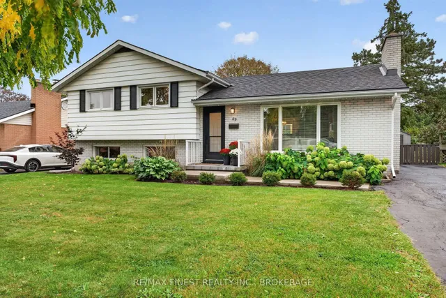 89 Sunset Blvd, Kingston 2