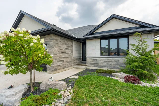 709 Ferdinands Cres, Sarnia 3
