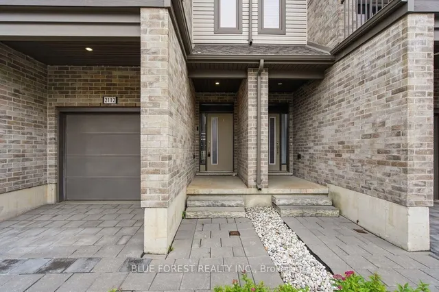 2112 Meadowgate Blvd, London South 3