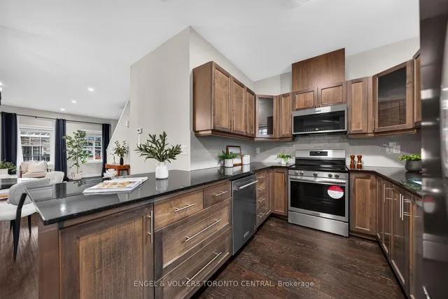 3 Oxfordshire Lane, Kitchener 5