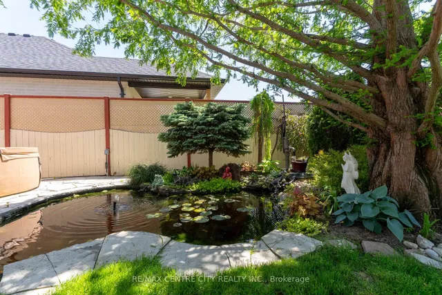19 Hamilton St, North Middlesex 2