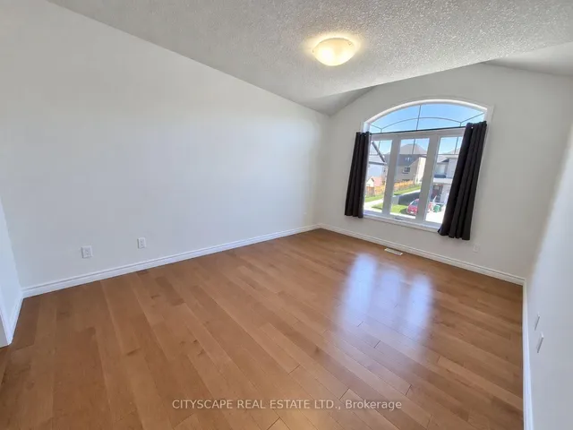 125 Hollybrook Tr #16, Kitchener 3