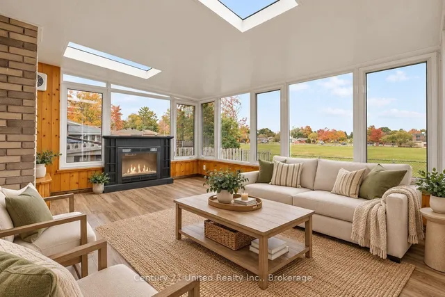 1175 Edmison Dr, Peterborough 4