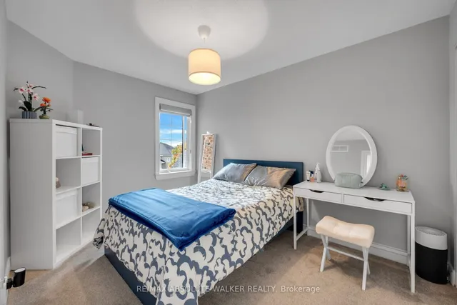 54 Castle Glen Cres, Ottawa 5