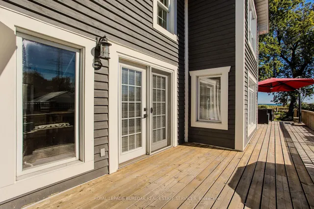 849 Beach Blvd, Hamilton 4