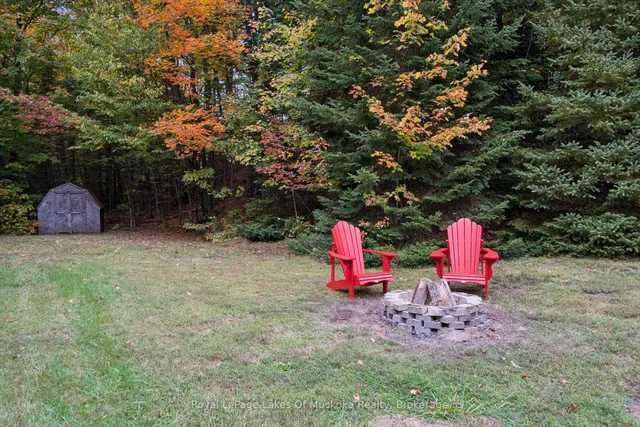 1181 Lone Pine Dr, Bracebridge 3