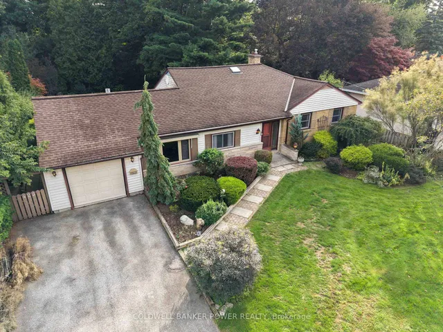 423 Pinetree Dr, London North 2