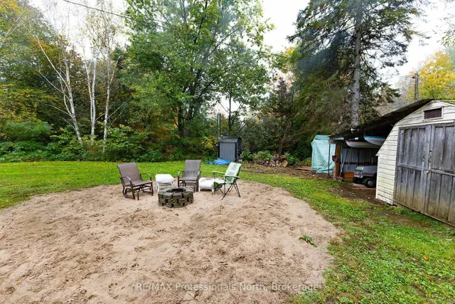 1010 Mahaffy Crt, Minden Hills 4