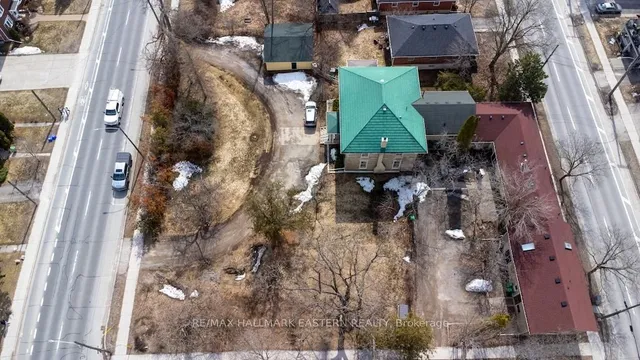 813 Water St, Peterborough 3