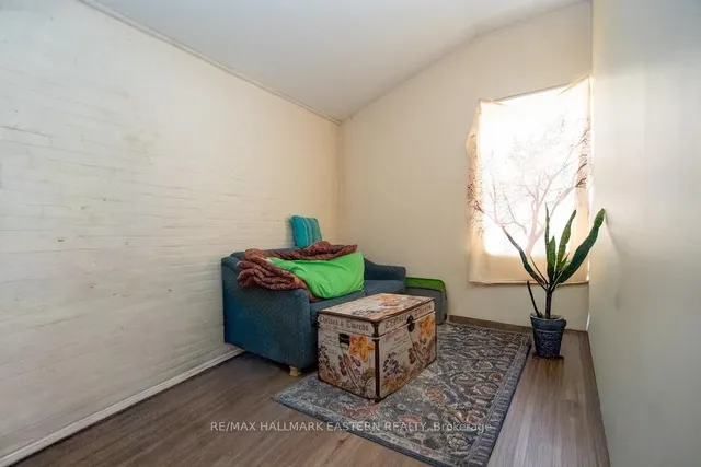 11 Argyle St, Peterborough 4