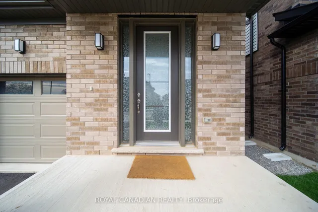87 Soules Sq, Hamilton 4