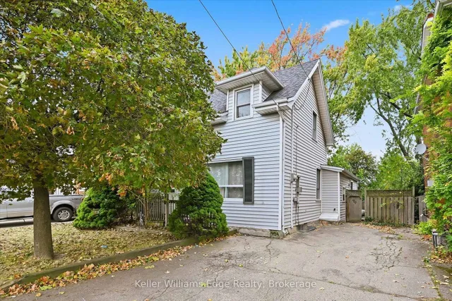 24 Brucedale Ave, Hamilton