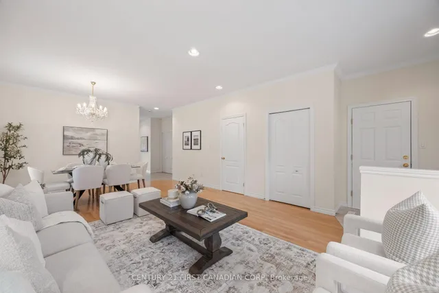 1777 Ennismore Cres, London North 3