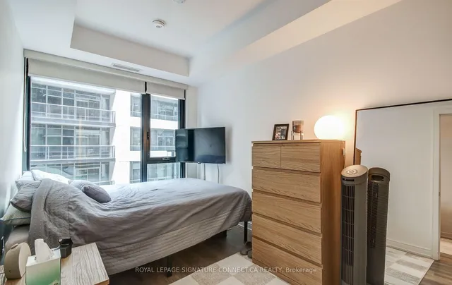 1 Jarvis St #1017, Hamilton 3