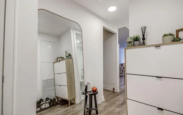 1 Jarvis St #1017, Hamilton 4