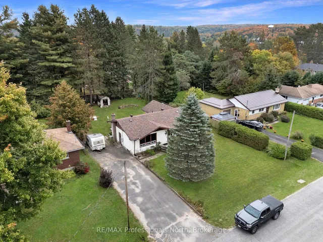 23 Vintage Cres, Minden Hills 3
