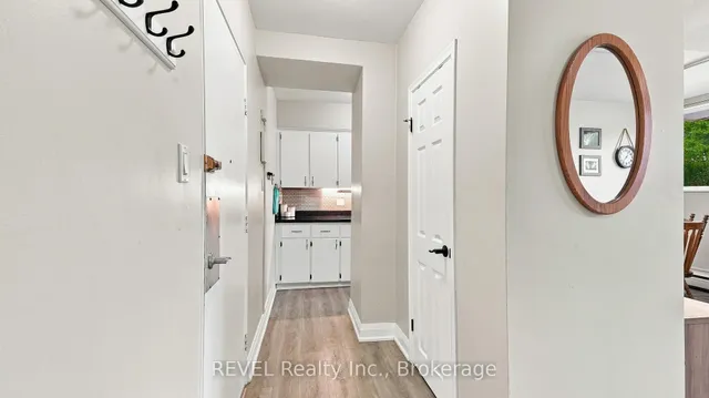 450 Carlton St #3, St. Catharines 3
