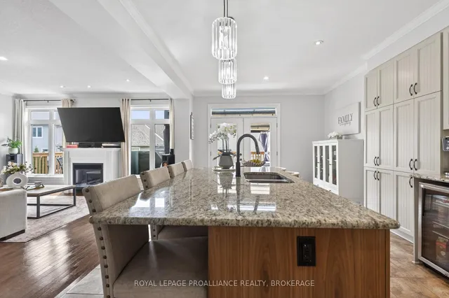 1153 Escala Cres, Kingston 4
