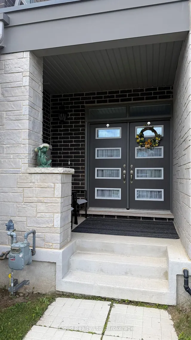 74 Forestwalk St, Kitchener 2