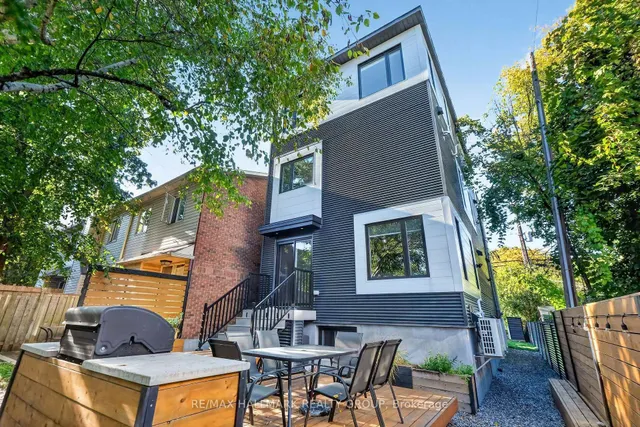 120 Lees Ave, Ottawa 5