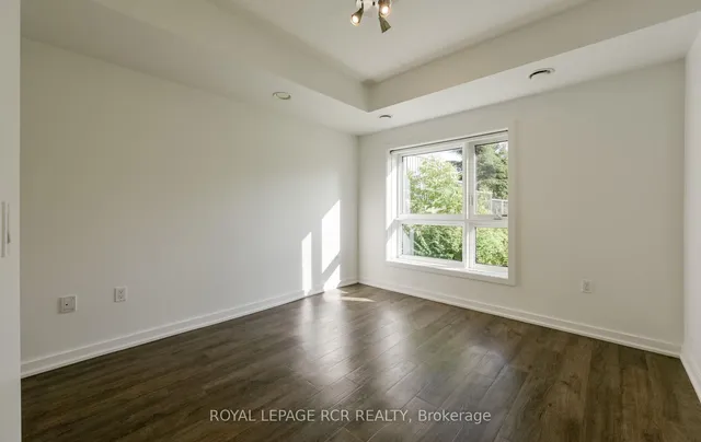 25 Kay Cres #LL02, Guelph 3