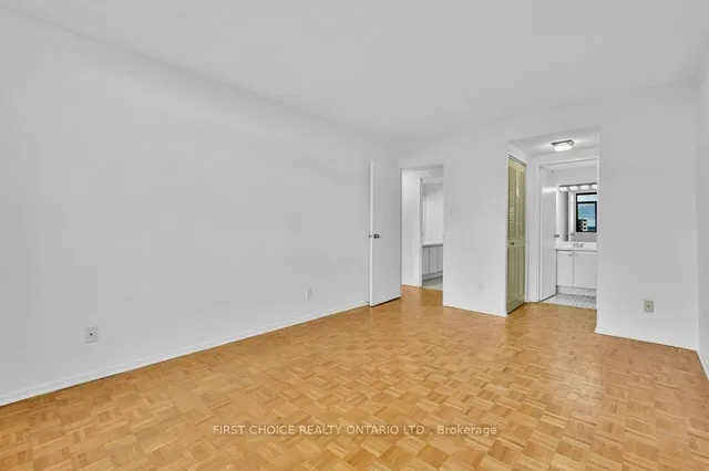 2871 Richmond Rd #1208, Ottawa 3