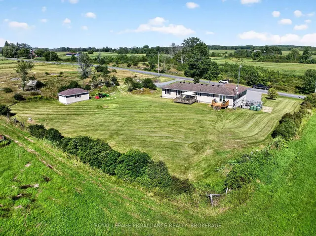 2270 Hitchcock Rd, Wolfe Island 3