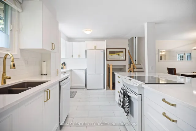 684 Macyoung Dr, Kincardine 5