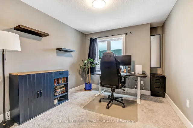 601 Lions Park Dr #62, Strathroy-Caradoc 4
