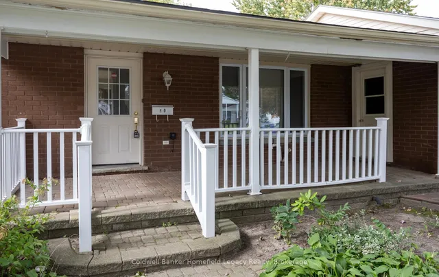 10 Dunsford Cres, St. Marys 4