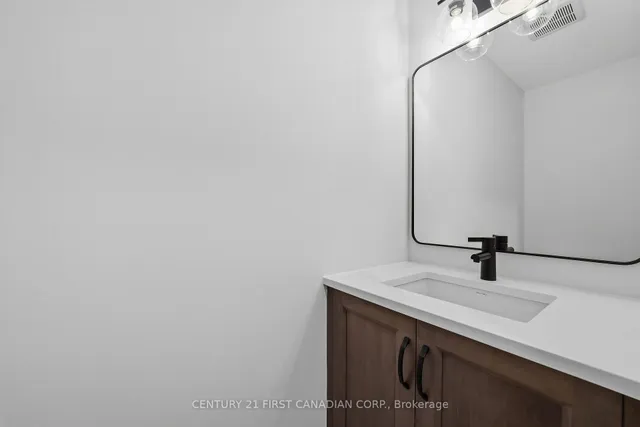 5 Doerr Crt, North Middlesex 3