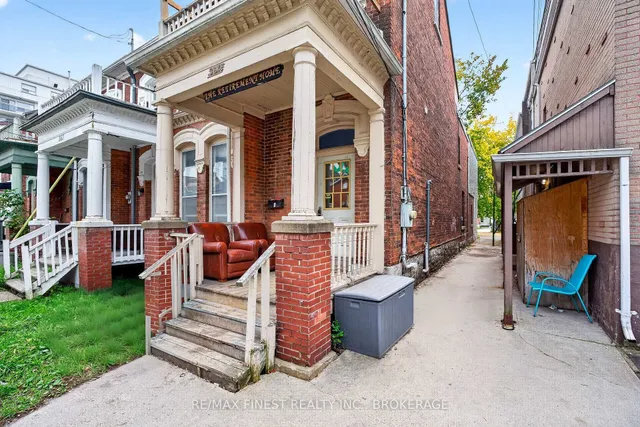 364 Brock St, Kingston 3