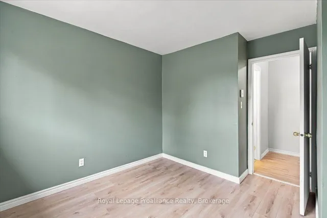11 Tracey Park Dr #3, Belleville 5
