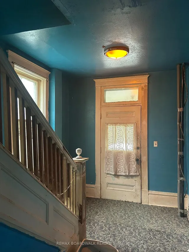 51 Albert St, Carleton Place 2