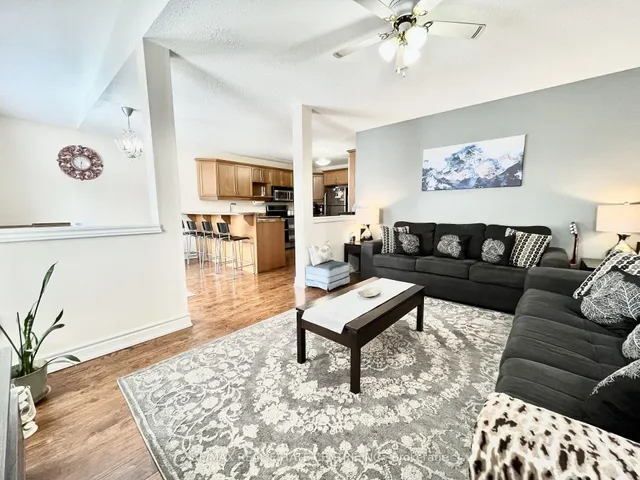 1771 MICKLEBOROUGH Dr, London North 2