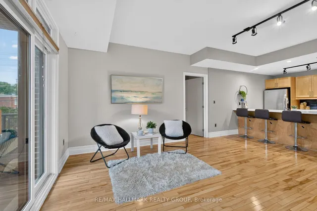 457 Mcleod St #210, Ottawa 4